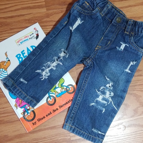 Skull outfit carters 6mo - Picture 4 of 6